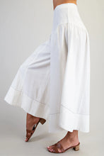 Load image into Gallery viewer, Ivory Avenue Culottes

