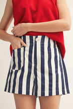 Load image into Gallery viewer, Harbor Line Shorts
