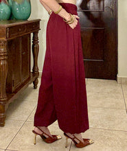 Load image into Gallery viewer, Merlot Balloon Pants

