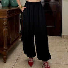 Load image into Gallery viewer, Onyx Balloon Pants
