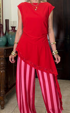 Load image into Gallery viewer, Pimiento Lace Tunic

