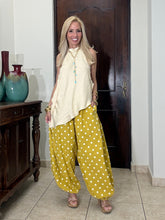 Load image into Gallery viewer, Dottie Balloon Pants
