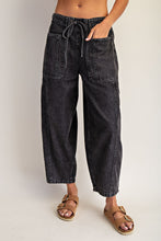 Load image into Gallery viewer, Ashline Barrel Jeans
