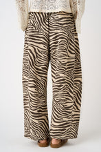 Load image into Gallery viewer, Choco Zebra Pants

