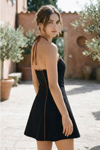 Load image into Gallery viewer, Sleek Line Mini
