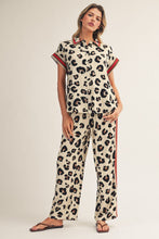 Load image into Gallery viewer, Runway Roamer Set
