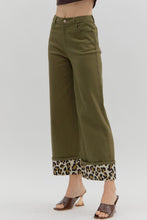 Load image into Gallery viewer, Jungle Cuff Pants

