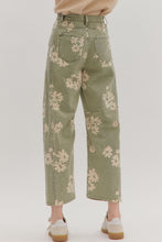 Load image into Gallery viewer, Olive Daisy Barrel
