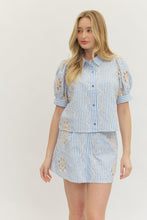 Load image into Gallery viewer, Spring Ledger Top
