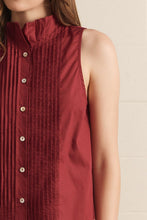 Load image into Gallery viewer, Signature Pleat Top
