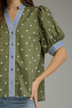 Load image into Gallery viewer, Olive Polka Pop Top
