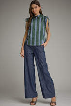 Load image into Gallery viewer, Blue Pine Stripe Top
