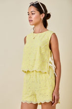 Load image into Gallery viewer, Limoncello Eyelet Set
